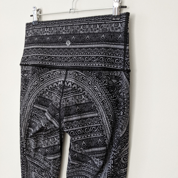 Lululemon Entwined Wunder Under High Rise Tight - Picture 7 of 9